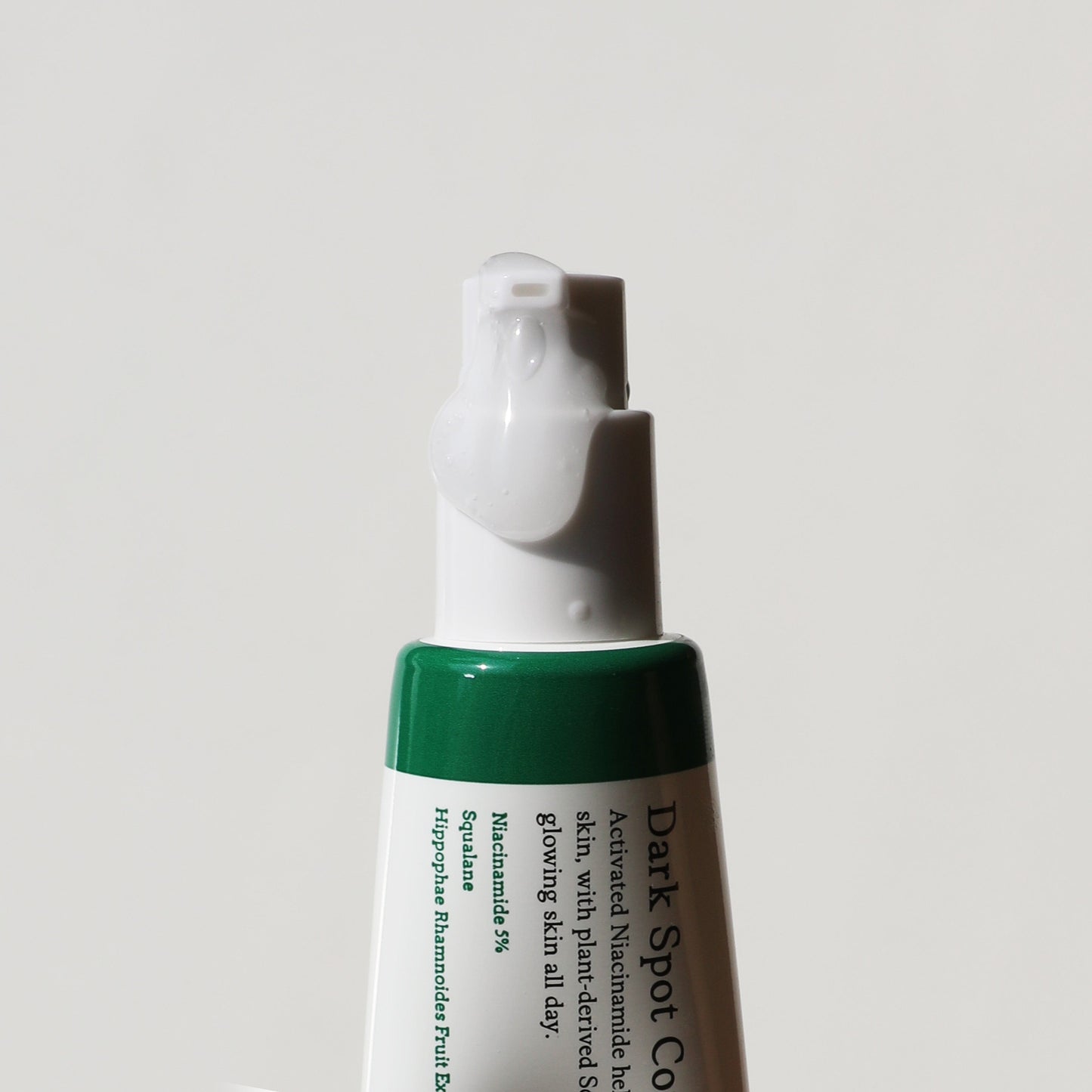 Axis-y Dark spot correcting glow serum